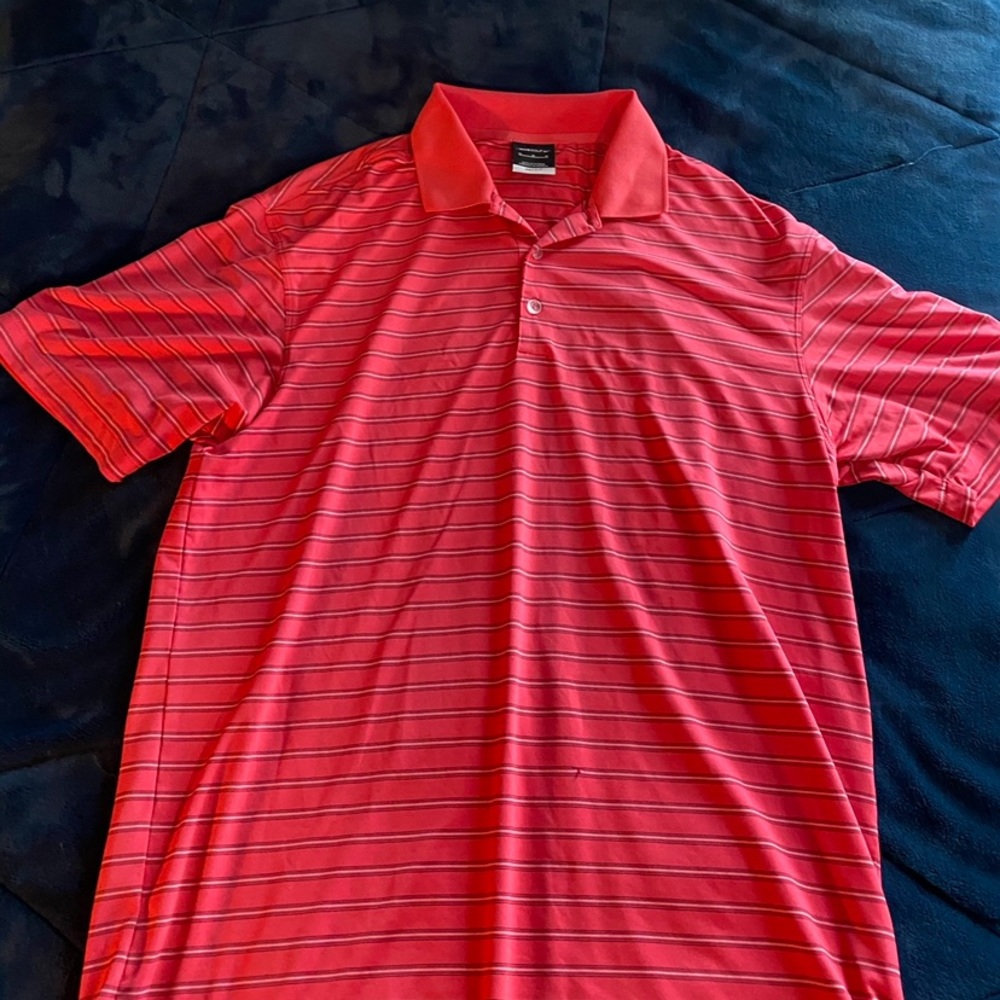 Dri-fit Nike golf tee size m